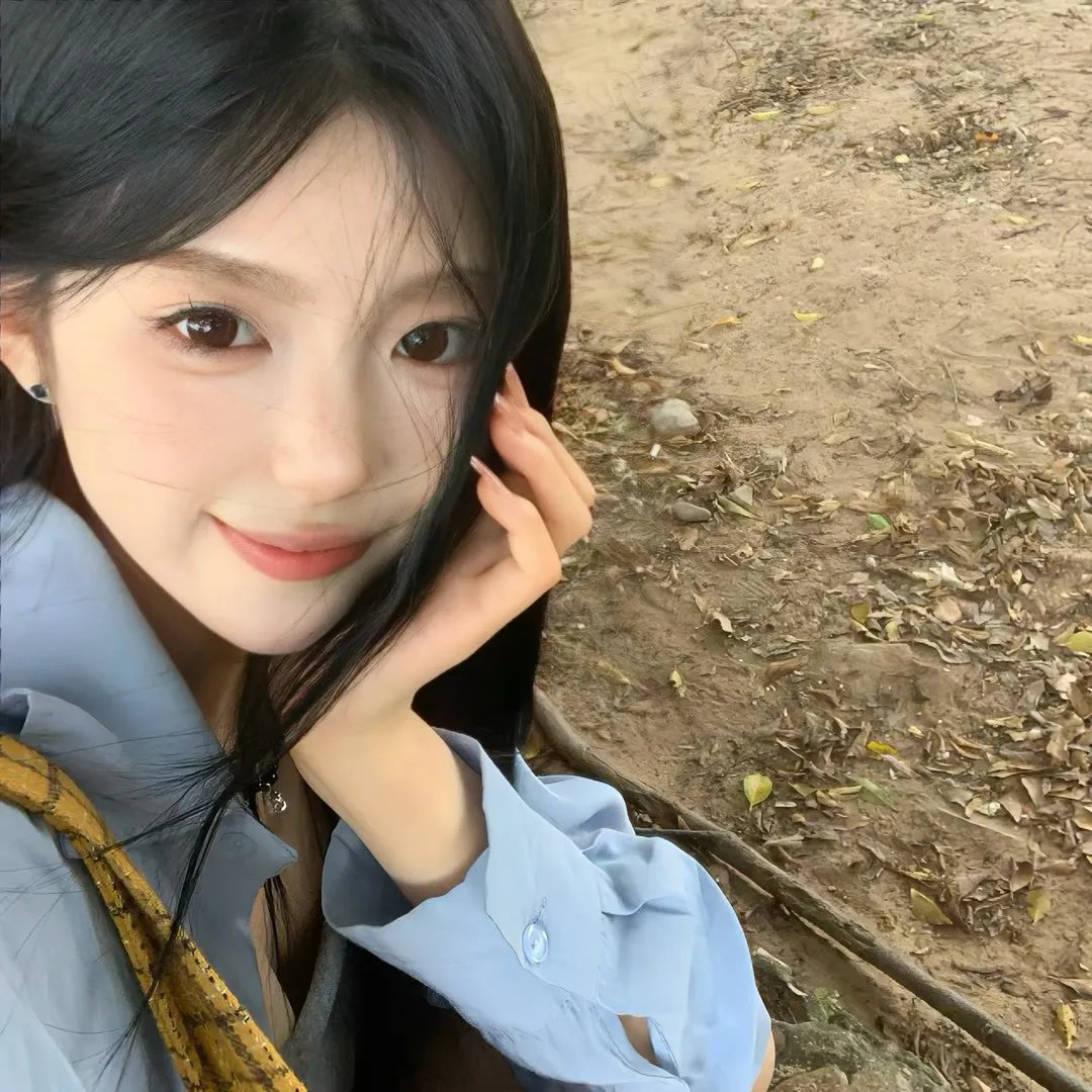 女孩梦三十